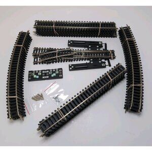 Atlas 18" R & 9" Snap Track & Left Right Switch HO Scale Vintage Lot of 34